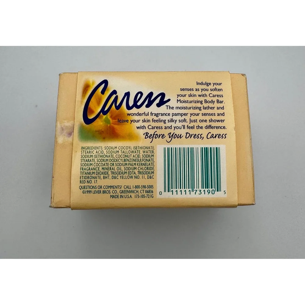 Vintage 1990s Caress Soap Natures Silk Original Peach Formula 2 Bar Pack Prop